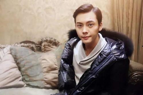 陈伟霆的家庭背景,从草根家庭到璀璨明星的逆袭之路