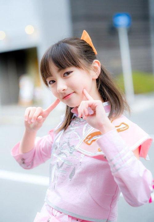 12岁小萝莉照片,12岁小萝莉的纯真瞬间